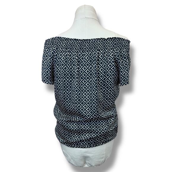 Ann Taylor Women’s Flutter Sleeve Keyhole String Tie Geometric Lightweight Top S - Picture 6 of 10